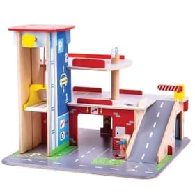 Park & Play Garage image 1